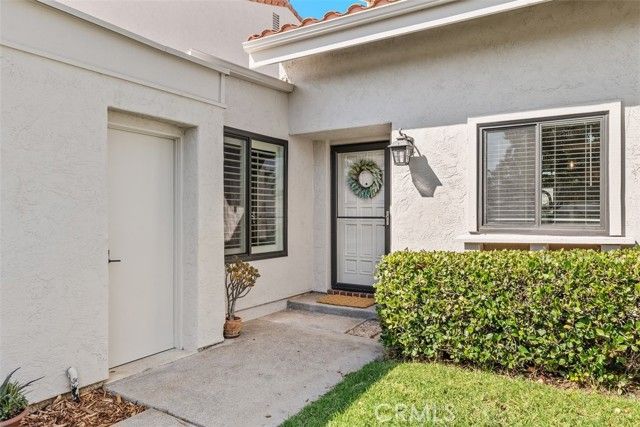 17930 Villamoura, Poway, CA 92064