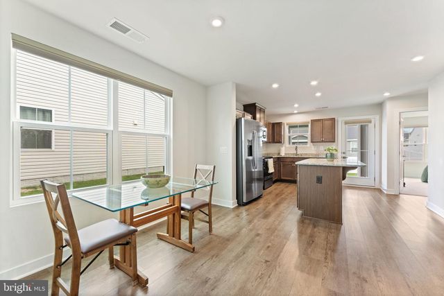 84 DUNSTER ST, Martinsburg, WV 25405
