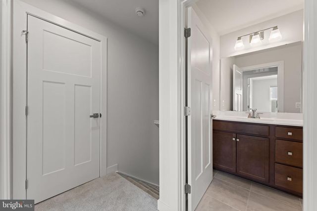 84 DUNSTER ST, Martinsburg, WV 25405