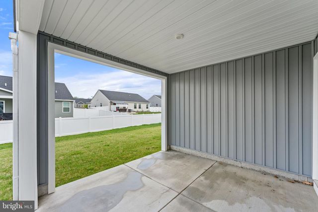 84 DUNSTER ST, Martinsburg, WV 25405
