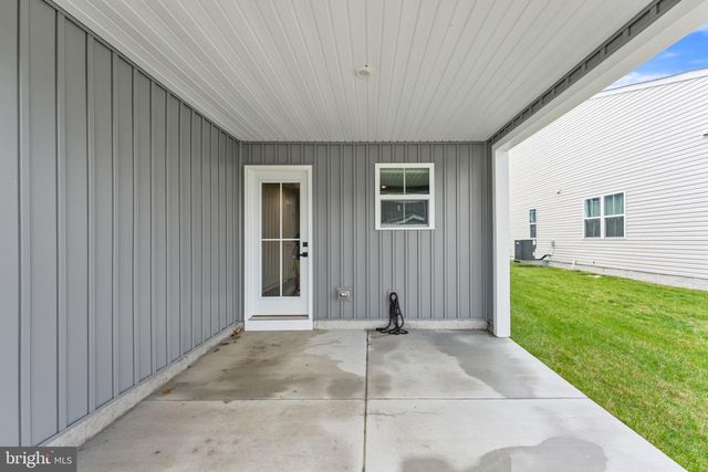 84 DUNSTER ST, Martinsburg, WV 25405