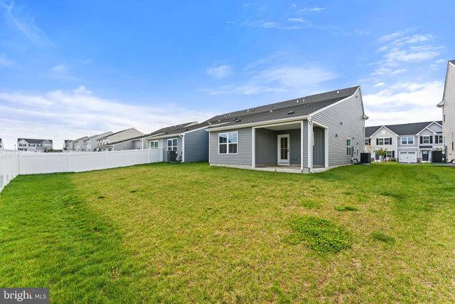 84 DUNSTER ST, Martinsburg, WV 25405