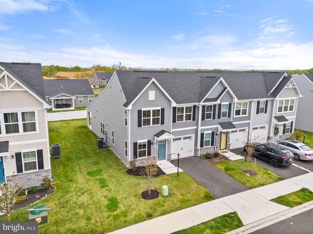 84 DUNSTER ST, Martinsburg, WV 25405