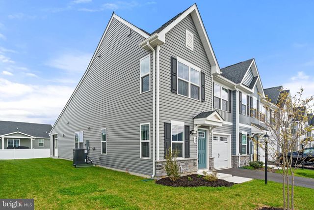 84 DUNSTER ST, Martinsburg, WV 25405