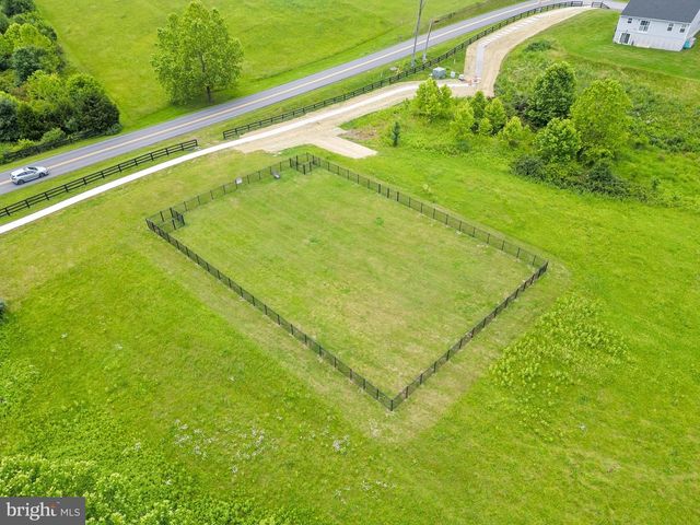 84 DUNSTER ST, Martinsburg, WV 25405
