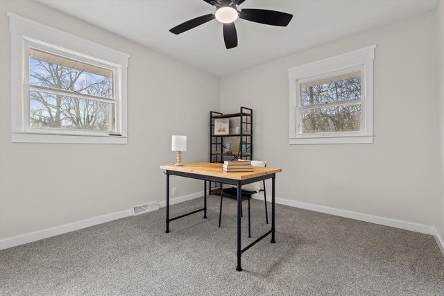 N80W15821 Rainbow DRIVE, Menomonee Falls, WI 53051