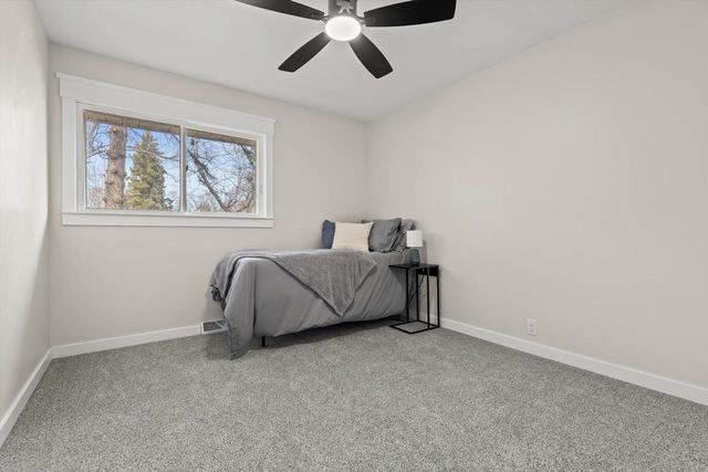 N80W15821 Rainbow DRIVE, Menomonee Falls, WI 53051