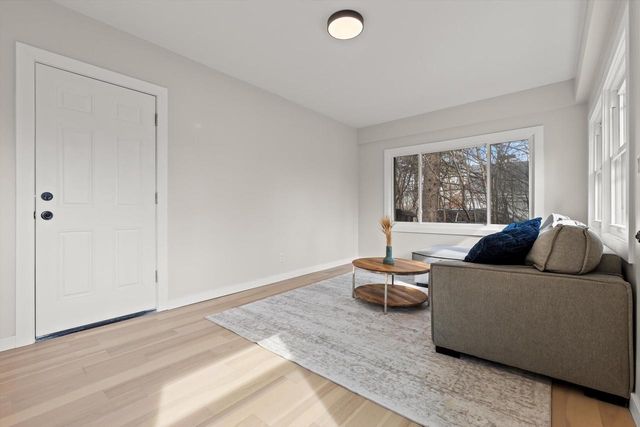 N80W15821 Rainbow DRIVE, Menomonee Falls, WI 53051