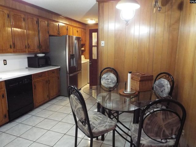 586 Beverly Hills Road Street, Camden, SC 29020