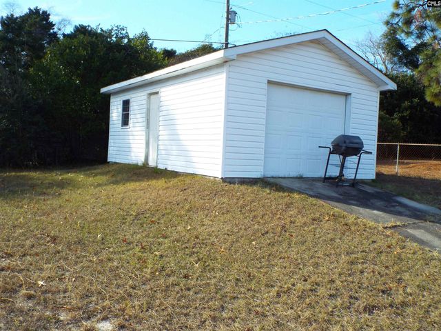 586 Beverly Hills Road Street, Camden, SC 29020