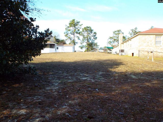 586 Beverly Hills Road Street, Camden, SC 29020