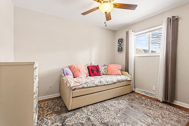 5335 Glenfield Drive, Saginaw Twp, MI 48638