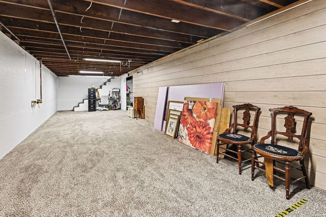 5335 Glenfield Drive, Saginaw Twp, MI 48638