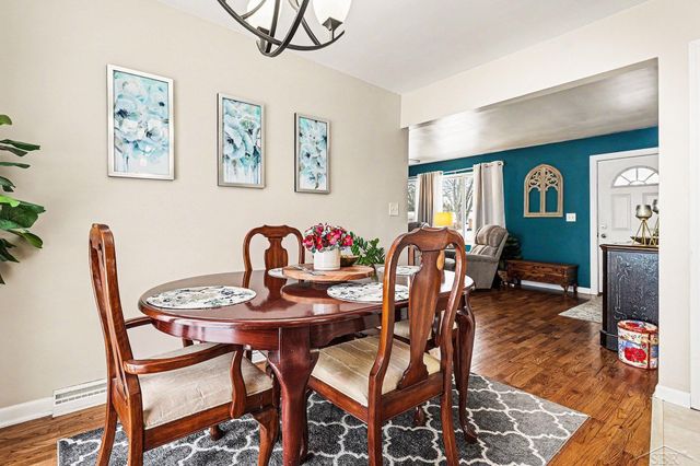 5335 Glenfield Drive, Saginaw Twp, MI 48638