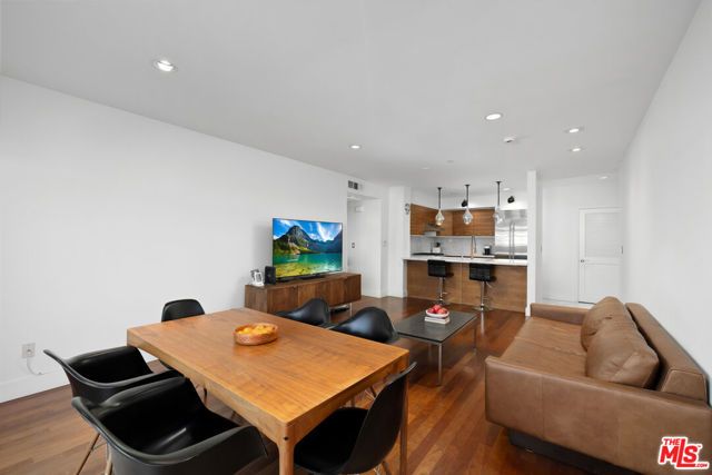 159 W Green Street 304A, Pasadena, CA 91105