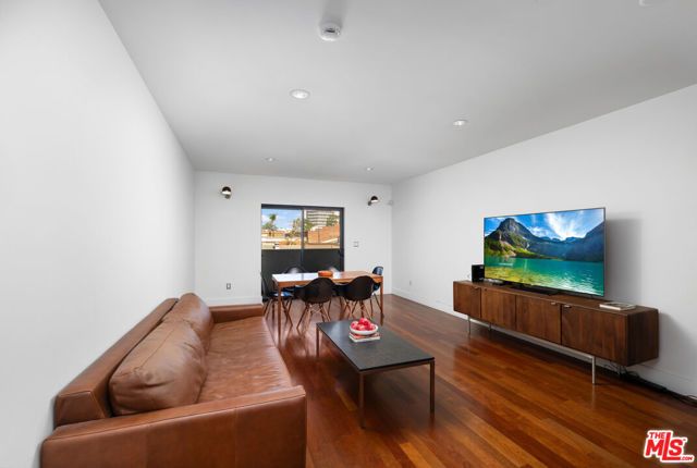 159 W Green Street 304A, Pasadena, CA 91105