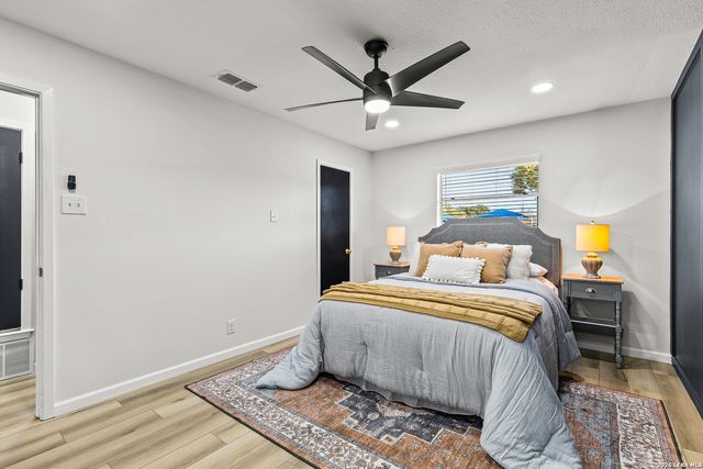 6526 Forest Grove, San Antonio, TX 78240