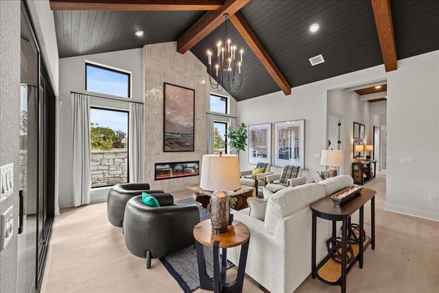 216 Firethorn CV, Marble Falls, TX 78654