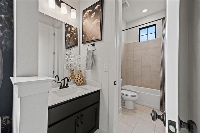 216 Firethorn CV, Marble Falls, TX 78654