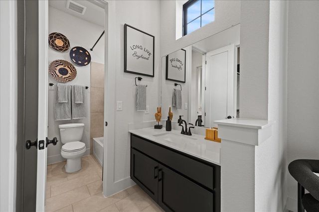 216 Firethorn CV, Marble Falls, TX 78654