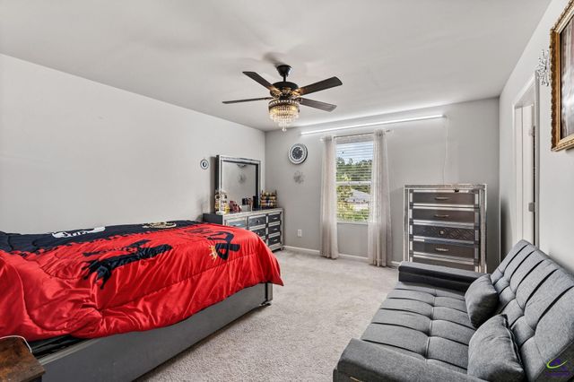 124 Poplar Pass, Macon, GA 31210