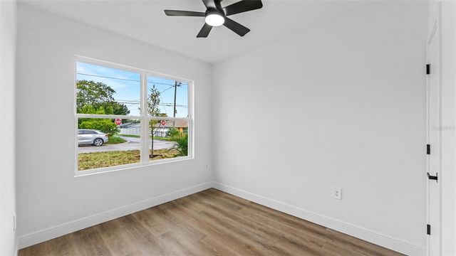 519 N 6TH STREET, Haines City, FL 33844