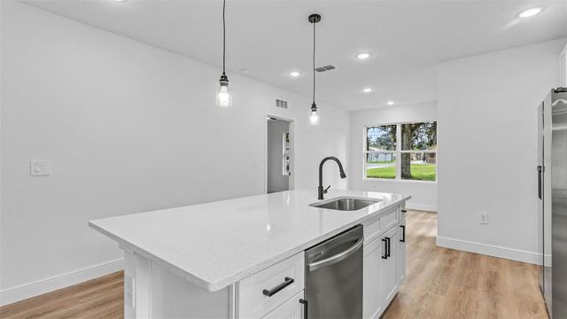 519 N 6TH STREET, Haines City, FL 33844