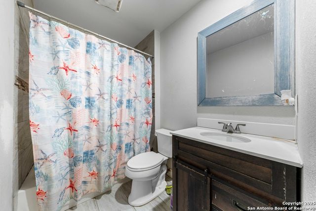 7131 apache, Converse, TX 78109