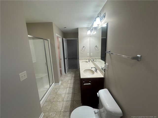 743 Shoals Lake Drive, Fuquay Varina, NC 27526