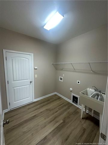 743 Shoals Lake Drive, Fuquay Varina, NC 27526