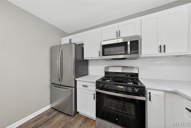 2318 La Cuesta Drive, Florissant, MO 63031