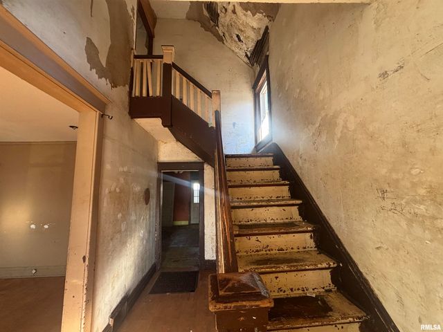 717 HILLYER Street, Pekin, IL 61554