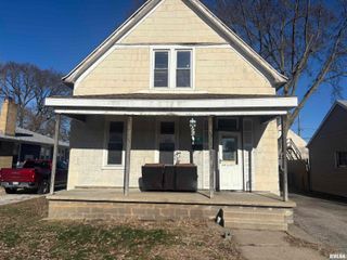 717 HILLYER Street, Pekin, IL 61554