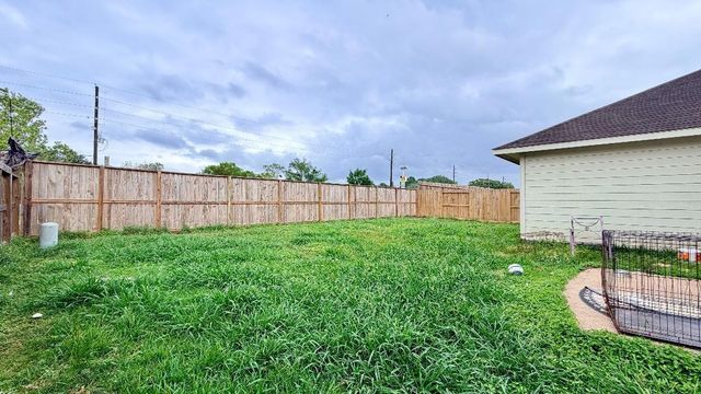 4039 Hawthorne Glen Court, Fresno, TX 77545