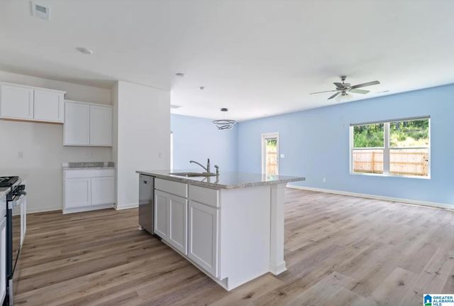 220 CHELSEA PARK CIRCLE, Chelsea, AL 35043