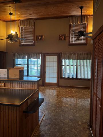 9636 SW Adams Street, Okeechobee, FL 34974