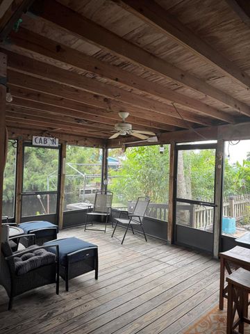 9636 SW Adams Street, Okeechobee, FL 34974