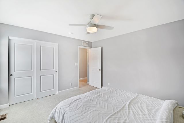 2 Potter Court, Hawthorn Woods, IL 60047