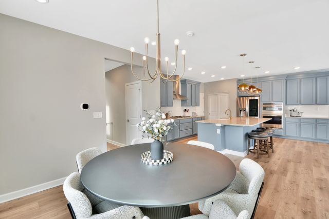 2 Potter Court, Hawthorn Woods, IL 60047