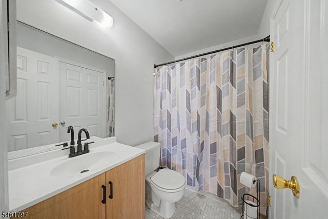 251 Broadmoor-3 3, Union Twp., NJ 07083