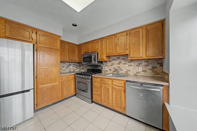251 Broadmoor-3 3, Union Twp., NJ 07083