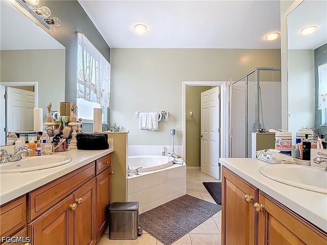 12596 Ivory Stone LOOP, Fort Myers, FL 33913