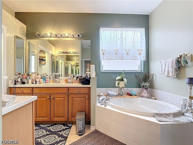 12596 Ivory Stone LOOP, Fort Myers, FL 33913