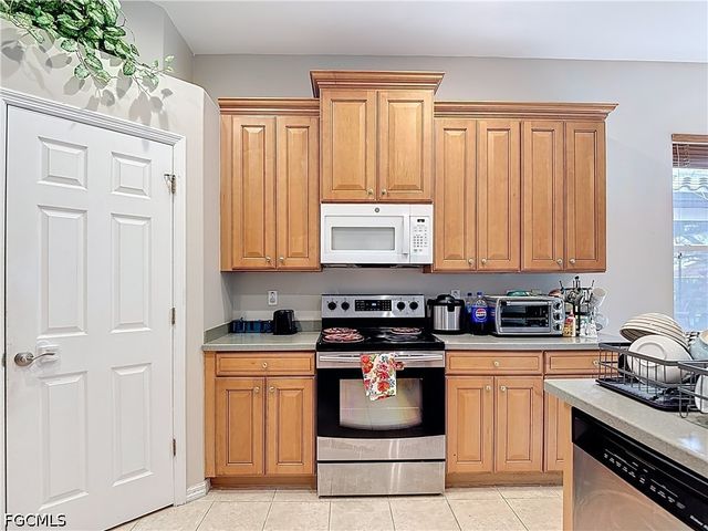 12596 Ivory Stone LOOP, Fort Myers, FL 33913