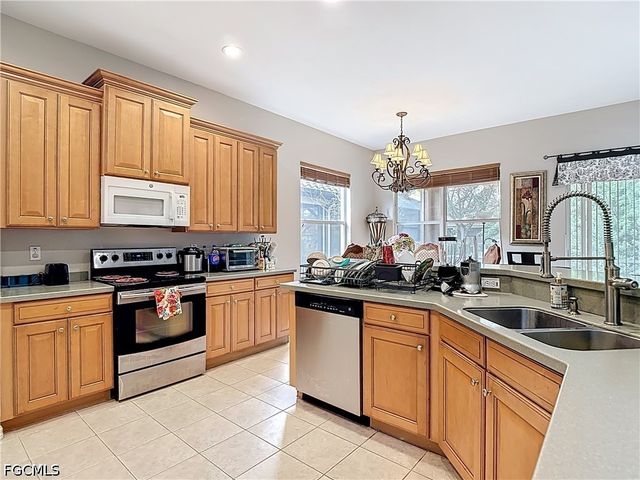 12596 Ivory Stone LOOP, Fort Myers, FL 33913