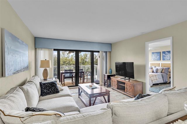 1401 N Riverside Drive 503, Pompano Beach, FL 33062