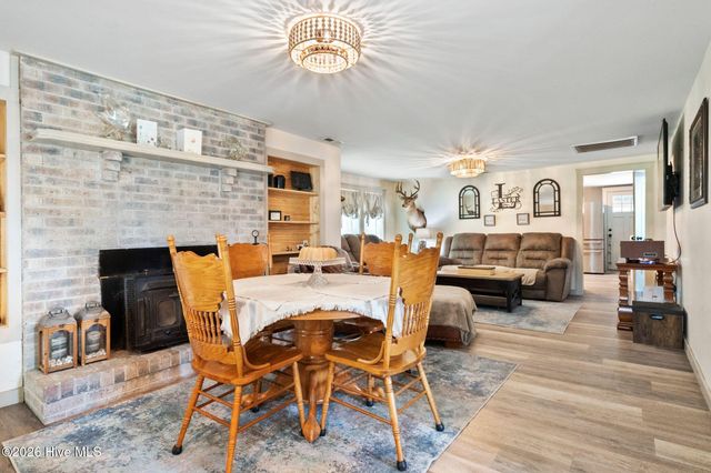296 Middle River Road NE, Supply, NC 28462