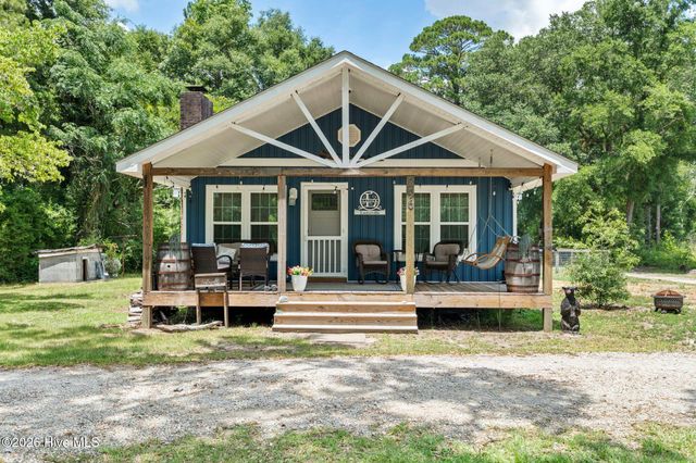 296 Middle River Road NE, Supply, NC 28462