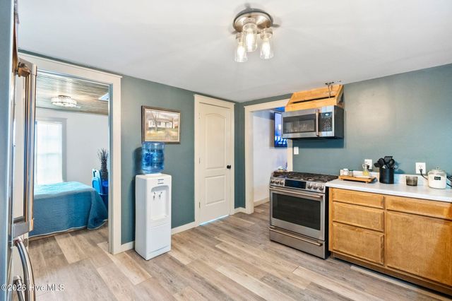 296 Middle River Road NE, Supply, NC 28462