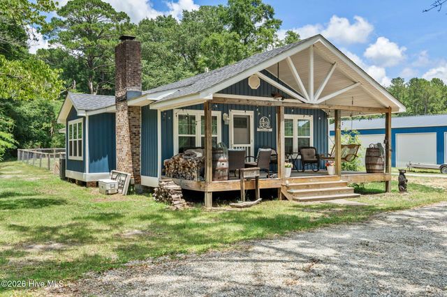 296 Middle River Road NE, Supply, NC 28462